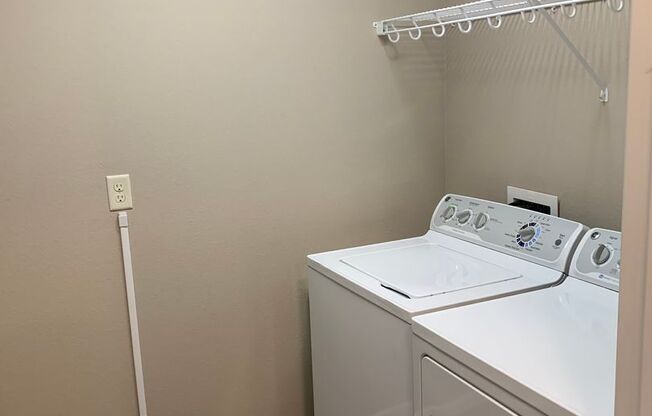 1 bed, 1 bath, 662 sqft, $1,020, Unit 2320-303