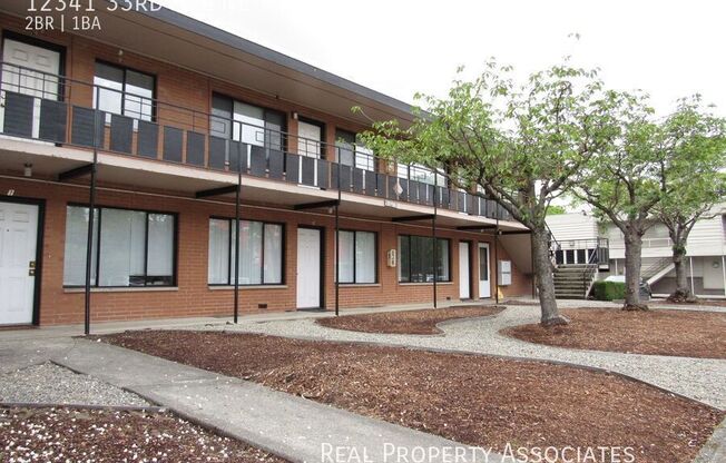 12341 33 AVE NE