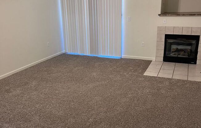 2 beds, 2 baths, $2,195, Unit # 1813