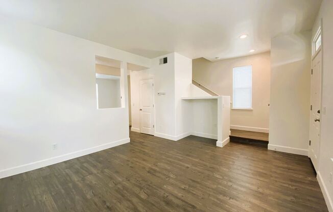 749 Fresno Ave., Santa Rosa, Ca. - 3 bed/2.5 Bath Single Family Home