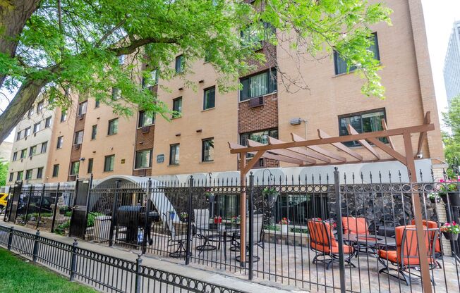 Studio, 1 bath, 369 sqft, $1,500, Unit 208
