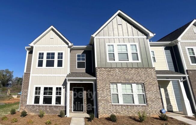 1106 FOUNDRY DR