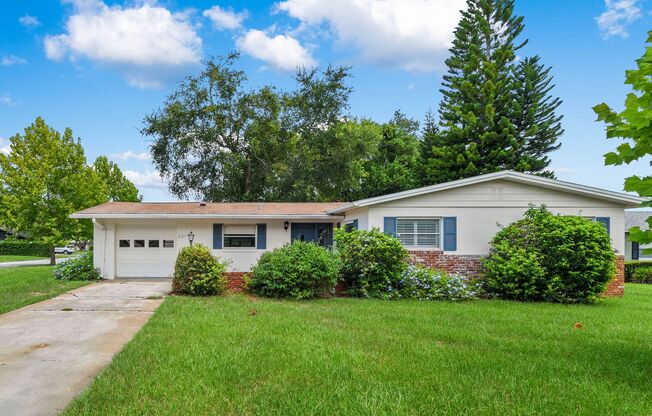 Winter Park 3 bedroom, 2 bath available now!
