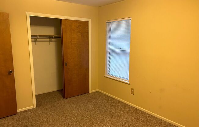 2 beds, 1 bath, $1,350