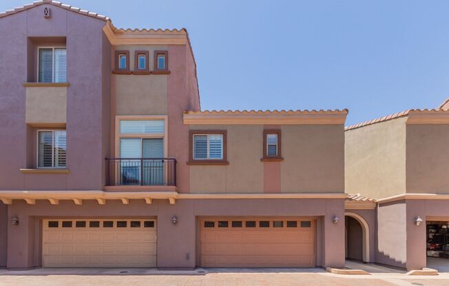 2 beds, 2 baths, $2,900, Unit # 1076