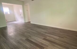 2 beds, 1 bath, 800 sqft, $775, Unit 106 C