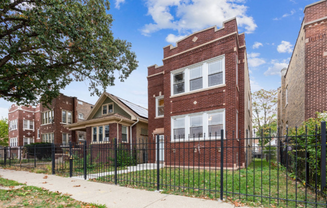 1249 N MASON AVE
