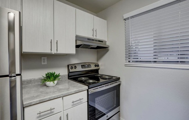 Hudson at Highline Apartments in Denver, Colorado Model Kitchen