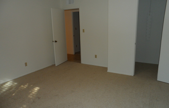 3 beds, 2 baths, $1,850