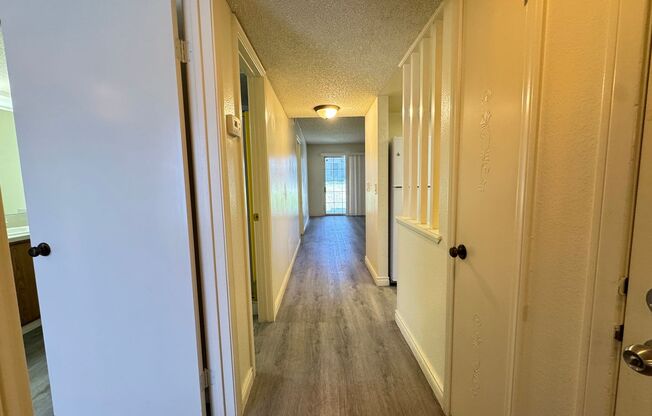 2 beds, 2 baths, $995, Unit # #H 1