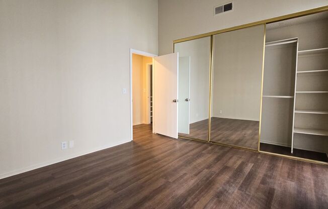 2 beds, 1.5 baths, 1,195 sqft, $4,098, Unit 411