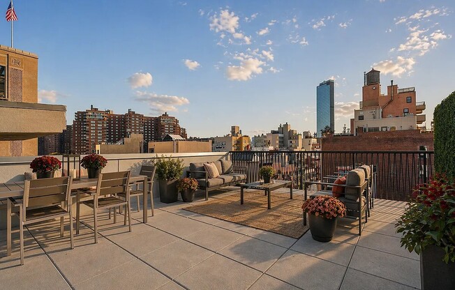 330 GRAND ST