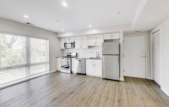 1516 Marion Barry Ave SE