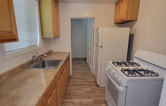 San Pablo Ave 12744