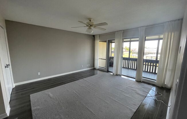 2 beds, 2 baths, $1,700, Unit UNIT 203