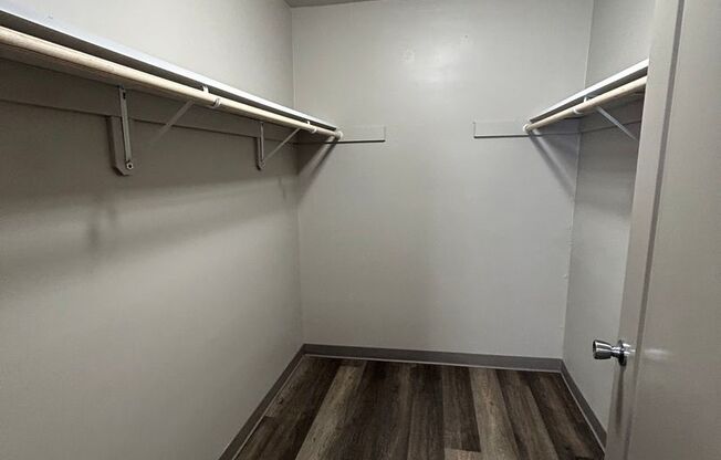 1 bed, 1 bath, 680 sqft, $750, Unit 112