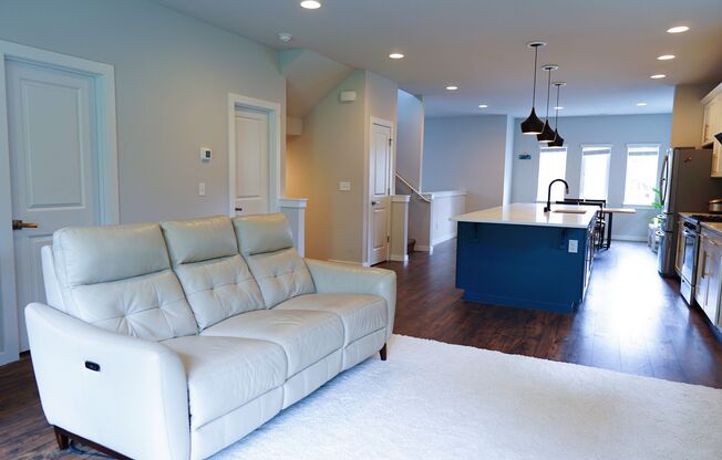 Spacious 4 Bedroom home in North Lynnwood/South Everett