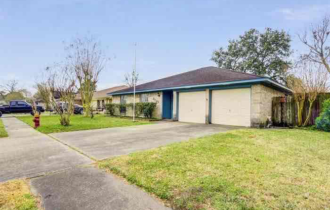 3705 DOWNING CIR