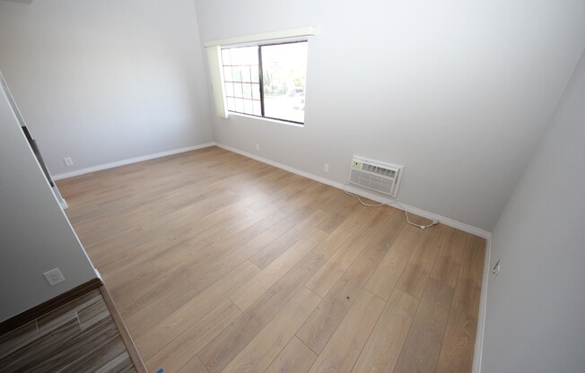 Studio, 1 bath, $2,595, Unit 202