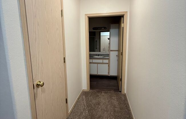 2 beds, 2 baths, 1,120 sqft, $1,695, Unit 3754