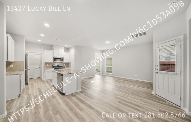 13427 LUCKY BILL LN