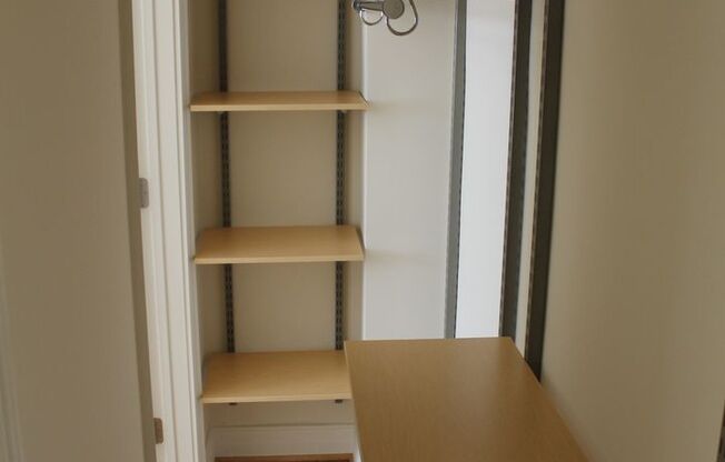 2 beds, 1 bath, 742 sqft, $3,595, Unit 221