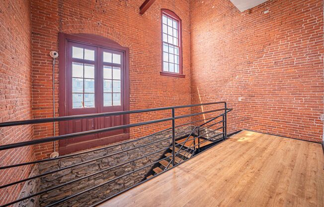 1 bed, 1 bath, $1,350, Unit Apartment 111