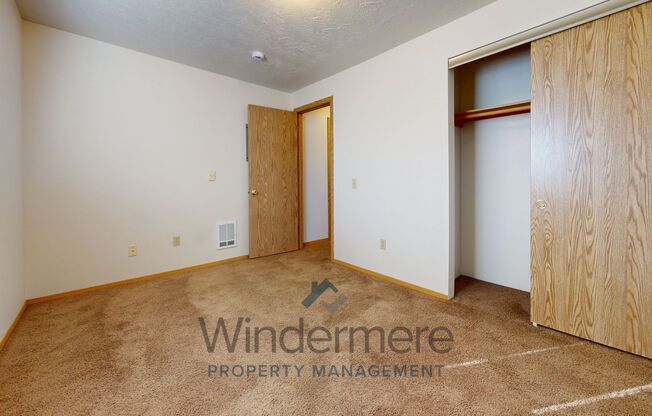 2 beds, 1 bath, 782 sqft, $1,095, Unit 66