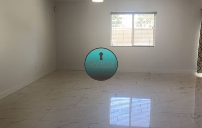 Newer home near great shopping and nearby freeway access!