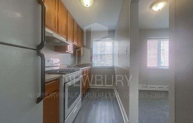 1 bed, 1 bath, 564 sqft, $699, Unit T 34