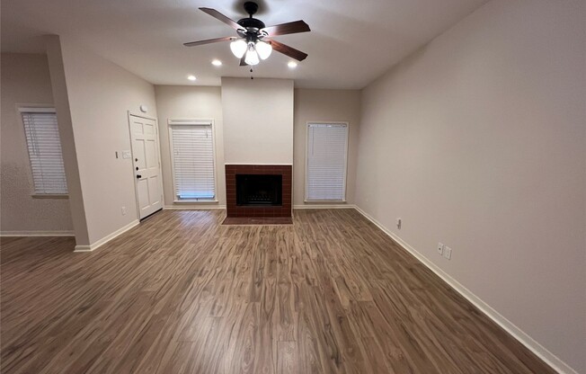3200 Duval St #104