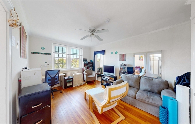 15 GOVERNORS AVE