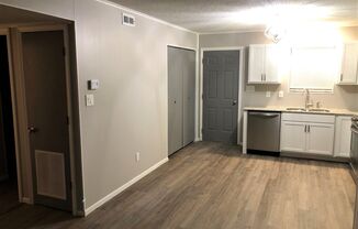 2 beds, 1 bath, $995