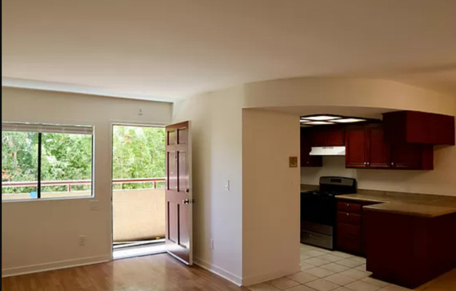 1 bed, 1 bath, 750 sqft, $1,875