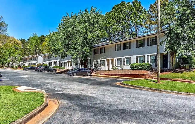 437 Creekview Court