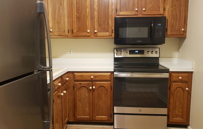 Courthouse Condo just steps away from Metro