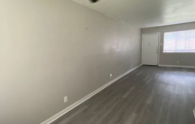 2 beds, 1 bath, 800 sqft, $1,440, Unit 1729-106
