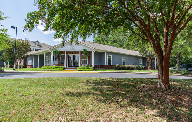 Lancaster Place Apartments in Calera Alabama photo of green space