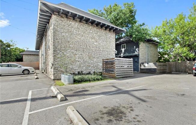 Midtown At The Domain 1 Bedroom: 100% Agent Commissions