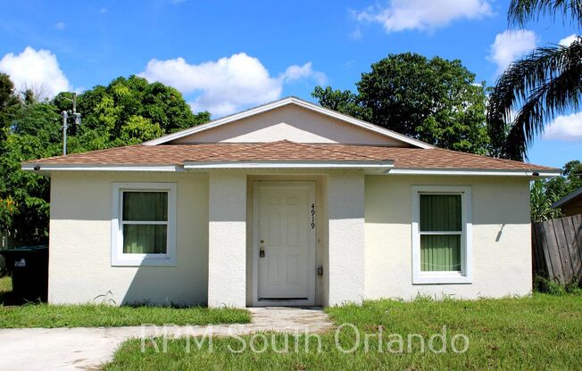 Beautiful 3-bedroom 2 bath single story home in SW Orlando near International Drive