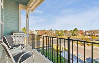 3 beds, 2 baths, $1,995, Unit APARTMENT 307