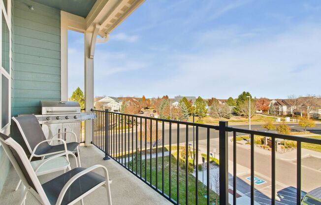 3 beds, 2 baths, $1,995, Unit APARTMENT 307