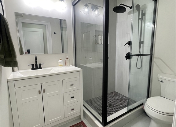 3 beds, 3 baths, 1,800 sqft, $5,750, Unit 1