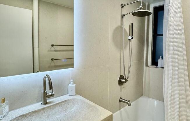 2 beds, 1 bath, 571 sqft, $5,450, Unit 3A