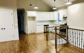 32 DOROTHEA PL