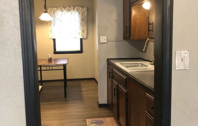 3 beds, 1 bath, $1,350