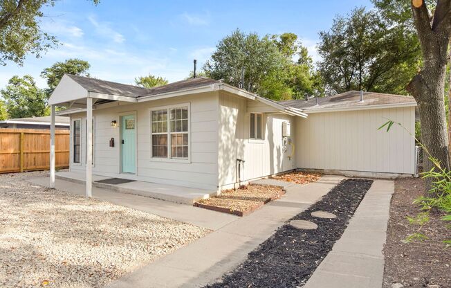 BEAUTIFUL HOME IN HOUSTON. MOVE IN READY!.