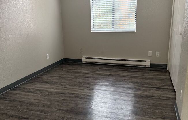 1 bed, 1 bath, $855, Unit 301
