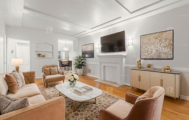 (Ellie:B) 141-143 S. Crescent Drive