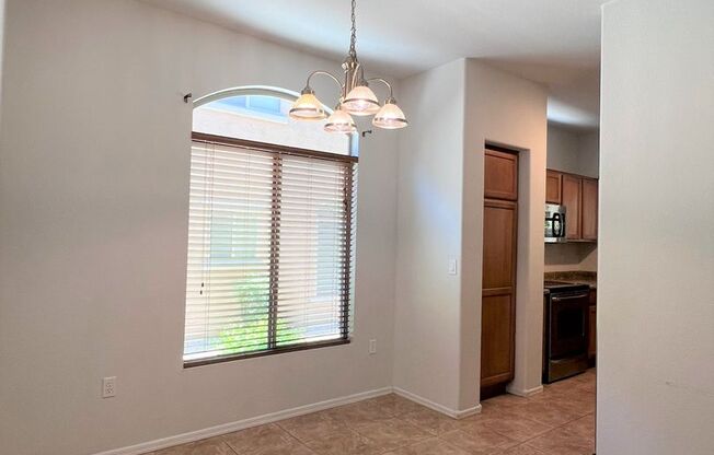 3 beds, 2.5 baths, $1,985, Unit UNIT 1045